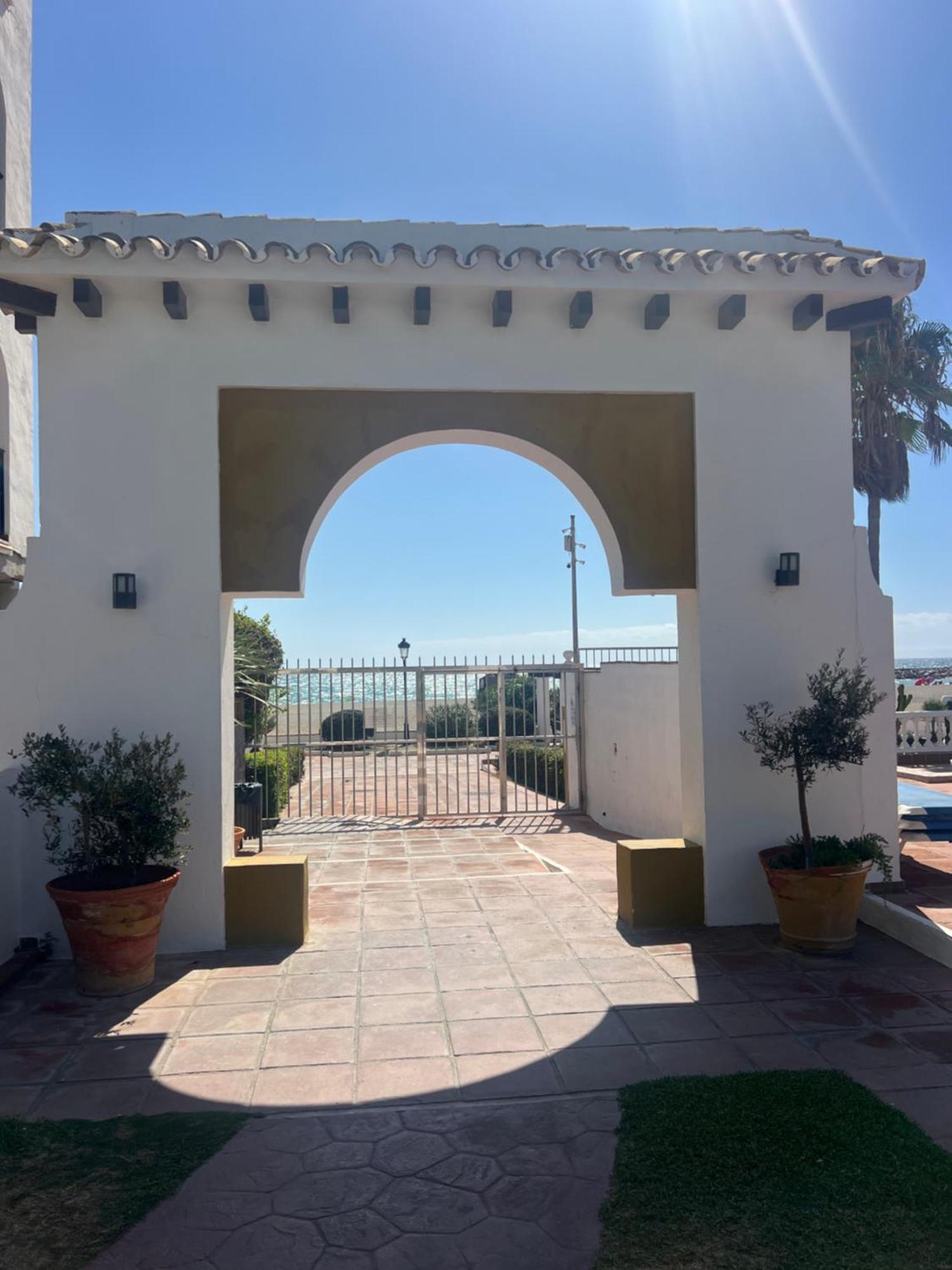 马尼尔瓦Puerto De La Duquesa公寓 外观 照片