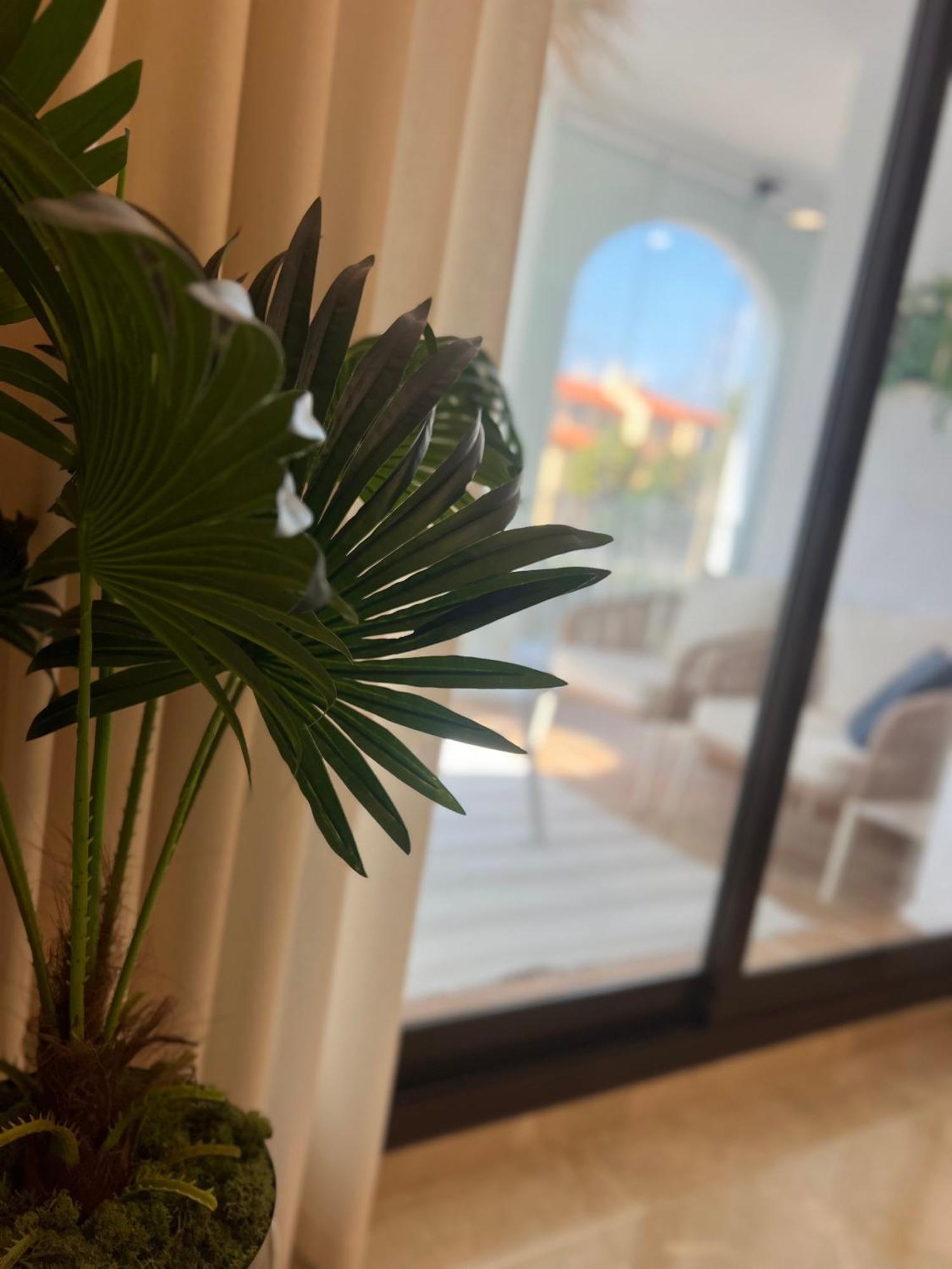 马尼尔瓦Puerto De La Duquesa公寓 外观 照片
